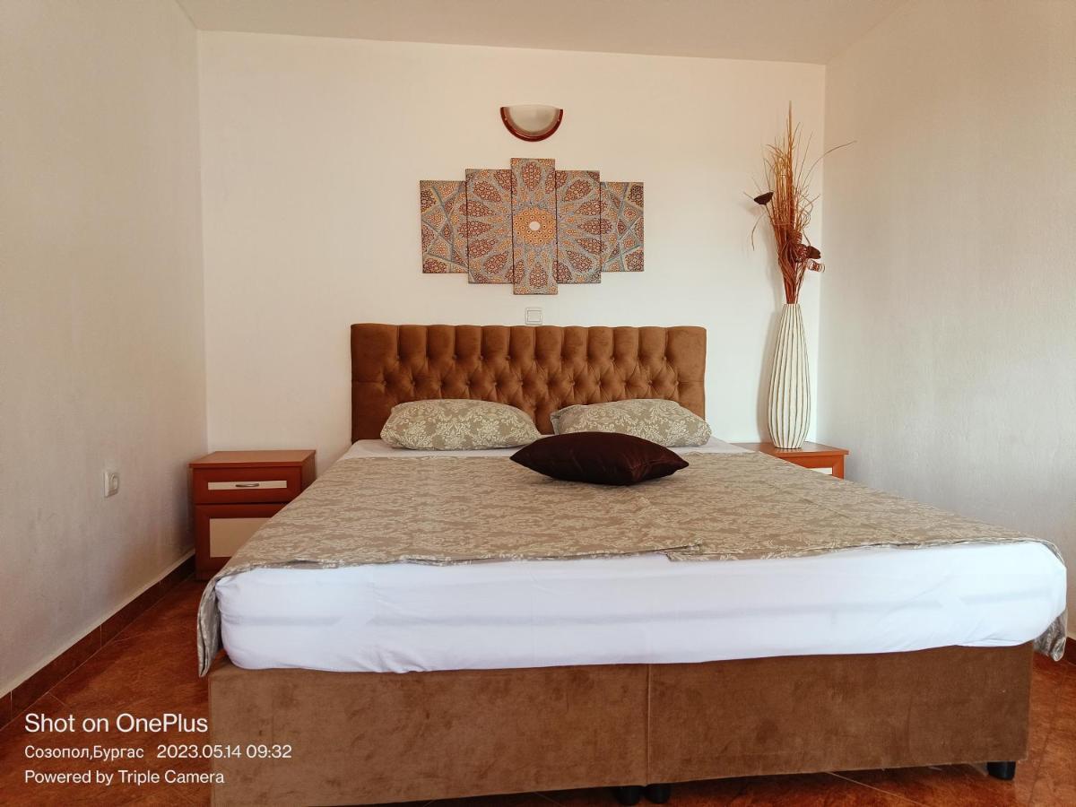 Moni 85 Family House Hotel Sozopol Exterior photo
