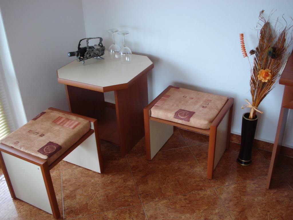Moni 85 Family House Hotel Sozopol Room photo